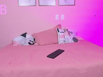 webcam girl jeangreybianca live cam image #5608992