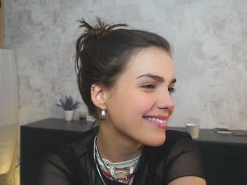 webcam couple emiliacourtney live cam image #5746494