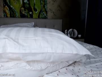 webcam girl lenna_godess live cam image #5635224