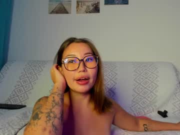 webcam girl chloetaya live cam image #5957772