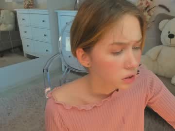 webcam girl lila_kik live cam image #2951583