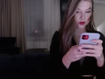 webcam girl bitter_moon live cam image #418699