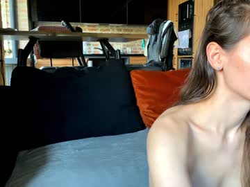 webcam girl fit_family live cam image #2384268