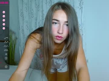 webcam girl kittycat__lovee live cam image #2695944