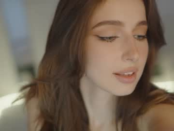 webcam girl silent_chill live cam image #6123755