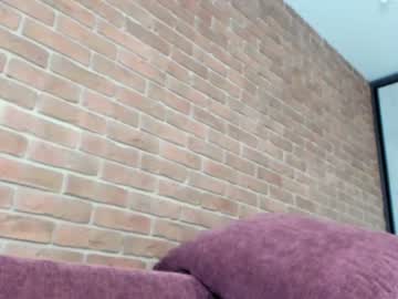 webcam girl adriana_ferrari live cam image #3090870