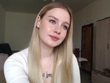 webcam girl cute_siberian_girl live cam image #1649492