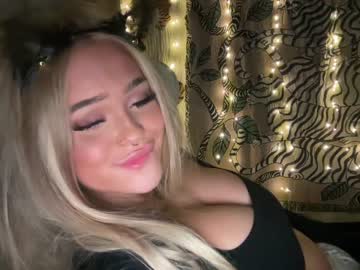 webcam girl ari_02 live cam image #5289076