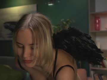 webcam girl marmelado_babe live cam image #2812494