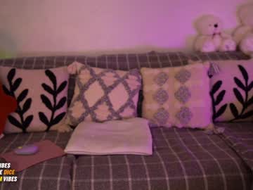 webcam girl sweety_rinushka_ live cam image #5716069