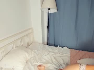 webcam girl melissakissaa live cam image #5140599