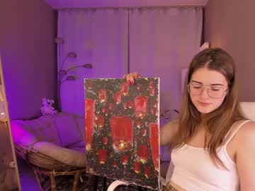 webcam girl zlata_luna live cam image #704417