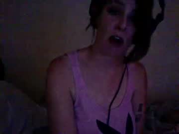 webcam girl fitty_tuck live cam image #350203