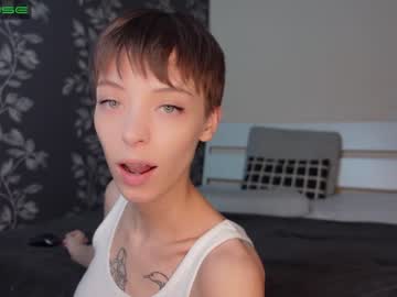 webcam girl agelina_summer live cam image #476150