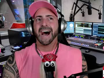 webcam man whaaaaaaaat live cam image #3606670