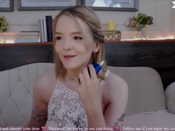 webcam girl ginger_pie live cam image #2100733