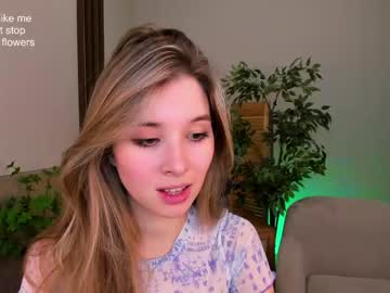 webcam girl milablush live cam image #3640160