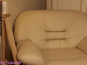 webcam girl bettyhudson live cam image #1132505