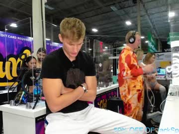 webcam man jacksparow1998 live cam image #669745