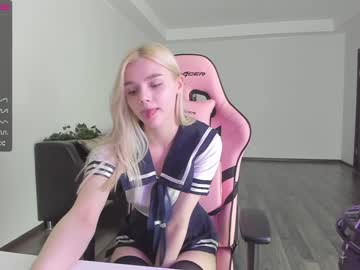 webcam girl allotropp live cam image #3919474