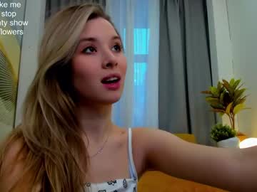 webcam girl milablush live cam image #3680854