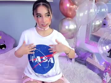 webcam girl saschaholmen live cam image #3023615