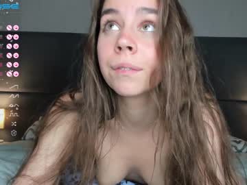webcam girl monika_youthfull live cam image #3390318