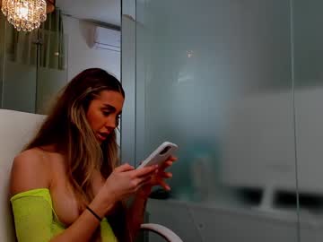 webcam girl anyarayne live cam image #6497198