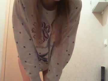 webcam girl kyliesweetyy live cam image #851592