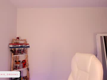 webcam girl annie_dreams live cam image #147158