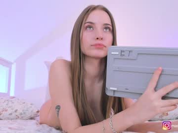 webcam girl mango_shake live cam image #813973