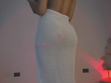 webcam girl camilitasu live cam image #5223131