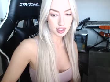 webcam girl miss_bee live cam image #2923530