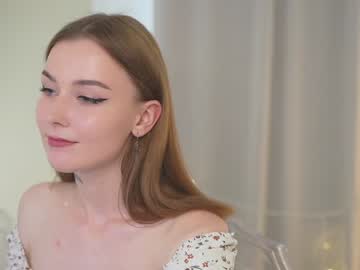 webcam girl kira_rider live cam image #7005049