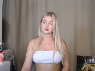 webcam girl cute18cute live cam image #4668131