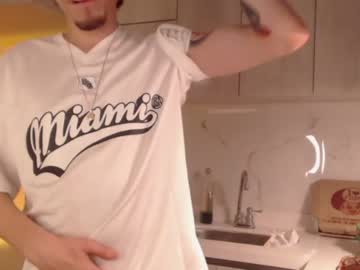 webcam man fratguysonline live cam image #4609579