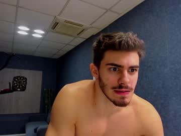 webcam man wilsonjules live cam image #1227044