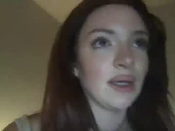 webcam girl leenuhh live cam image #2309333