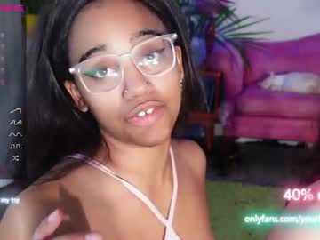webcam girl yourfavoritewitch live cam image #4073467