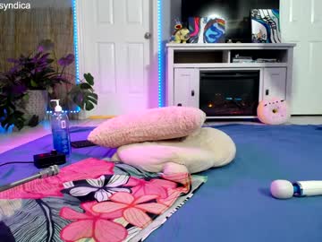 webcam girl syndica live cam image #1331542
