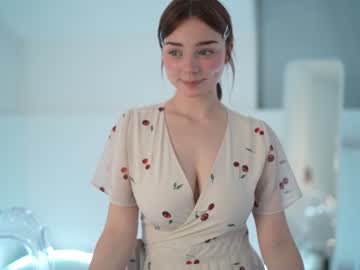 webcam girl floret_joy live cam image #5643338
