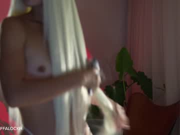 webcam girl tifalock_ live cam image #6264048