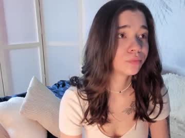 webcam girl flirtykitty_ live cam image #7037870