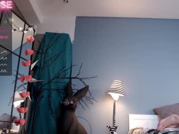 webcam girl careful_i_bite live cam image #3717933