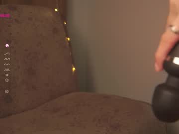 webcam girl amandamedrano live cam image #4115949