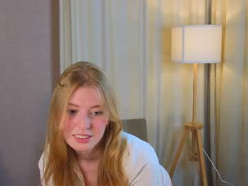 webcam girl edytdevon live cam image #6986004