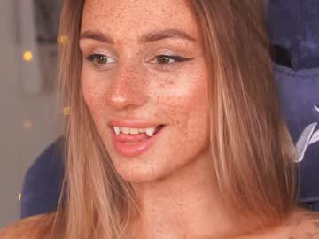webcam girl artease live cam image #4853351