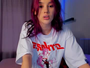 webcam girl angella_kleee live cam image #5892182
