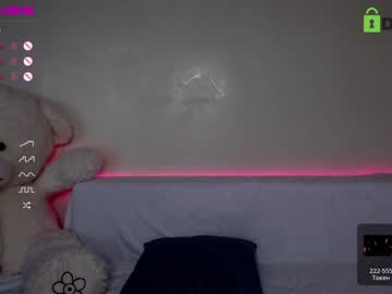 webcam girl fallen_angel_18 live cam image #4295738