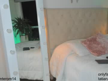 webcam girl swt_molly live cam image #5143224
